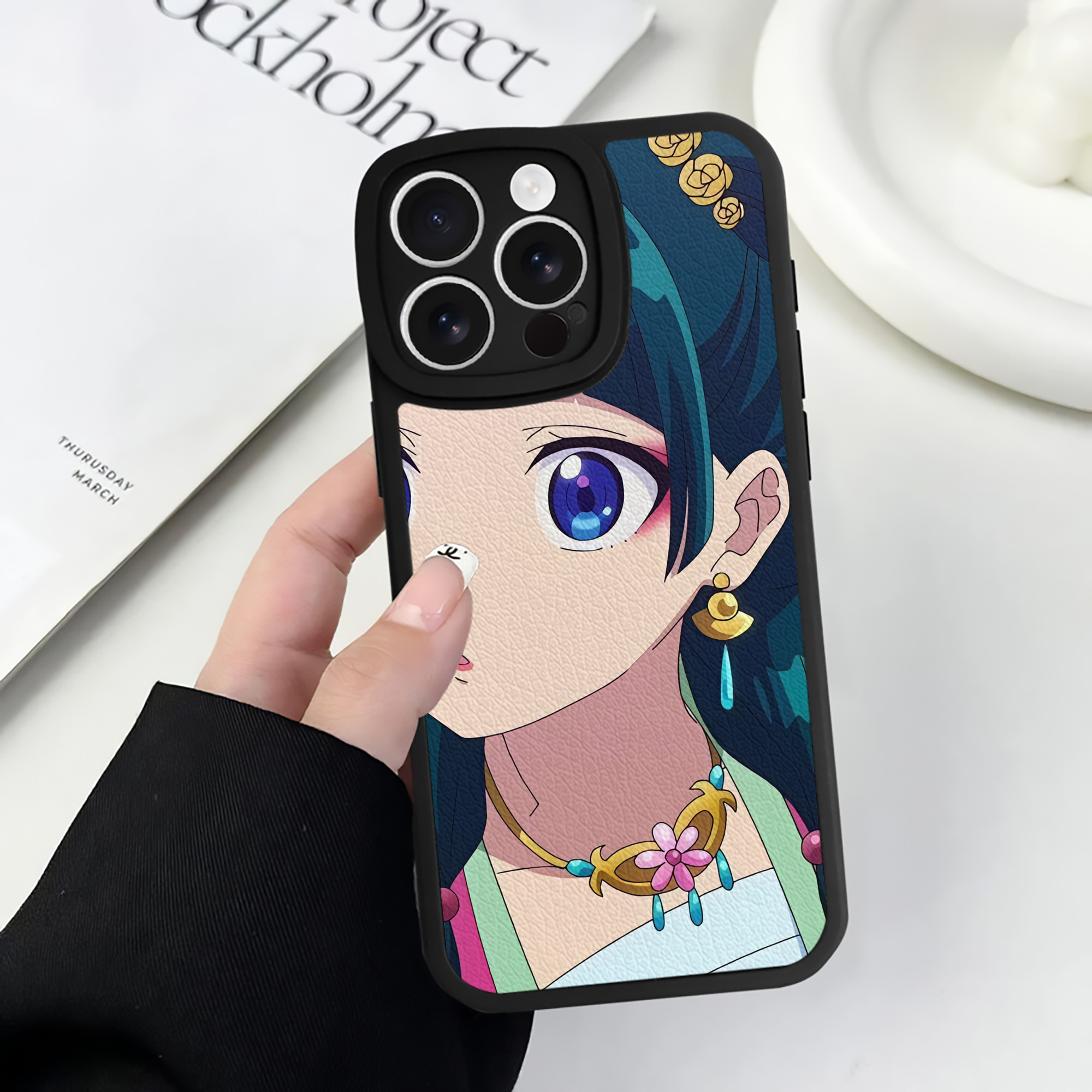 薬屋のひとりごと The Apothecary Diaries 【iPhone 16シリーズ対応】シリコンスマホケース（レザー調） 材質：シリコン